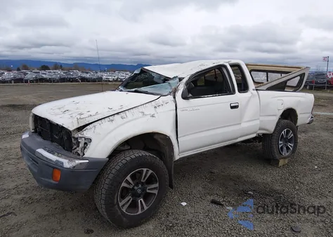 1998 Toyota Tacoma Prerunner из США, поврежденный, VIN 4TASM92N2WZ150492